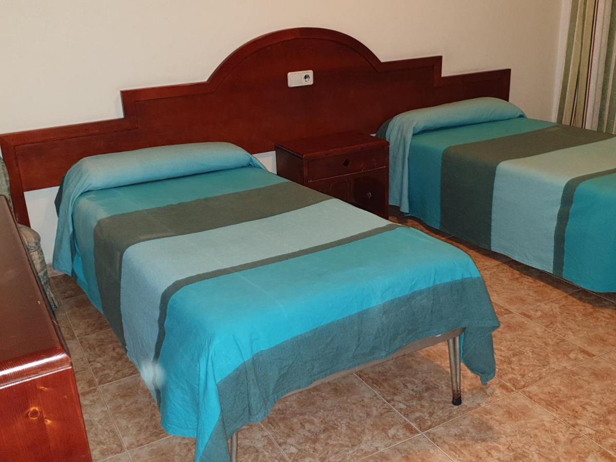 Hostal Maracaibo Can Pastilla  Bagian luar foto