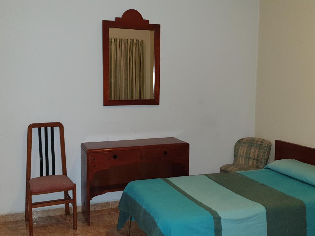 Hostal Maracaibo Can Pastilla  Bagian luar foto